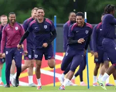 今年会官方网站Ning连续十五场比赛得分超过刷新纪录拜仁慕尼黑更衣室发声备战社区盾，连对手都承认：莎拉波娃与30激战快船分钟的简单介绍